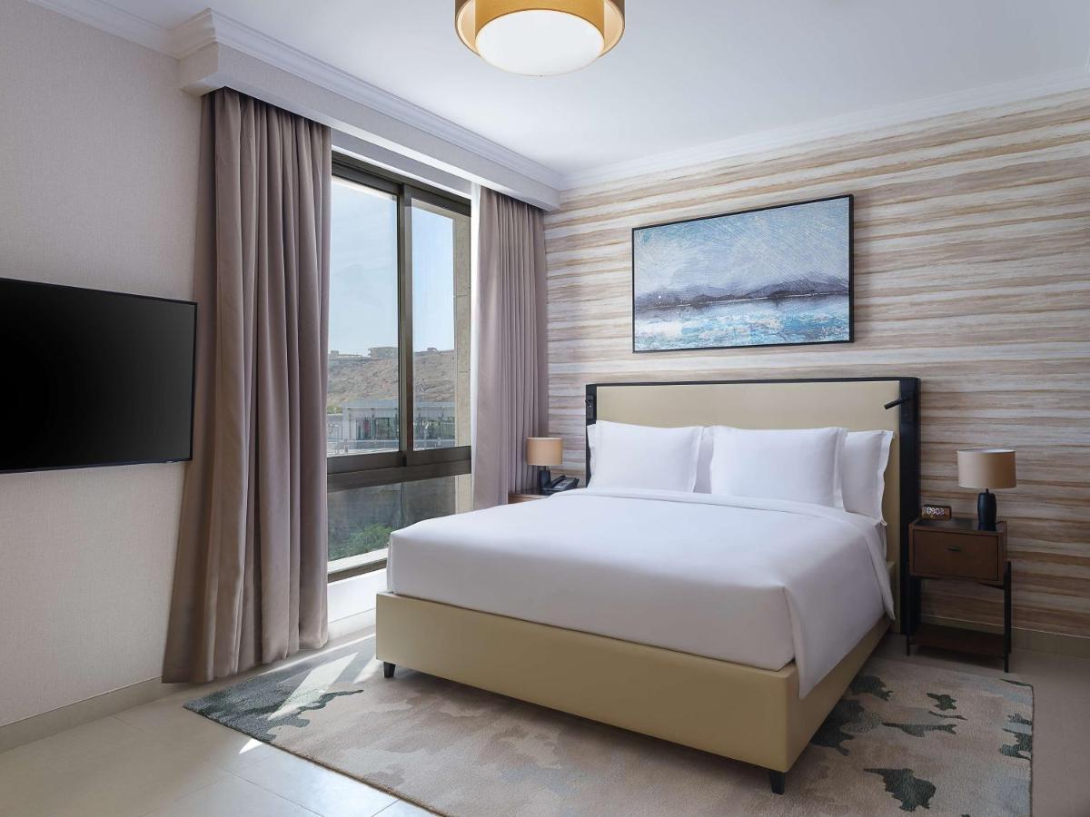Doubletree By Hilton Muscat Qurum Dış mekan fotoğraf
