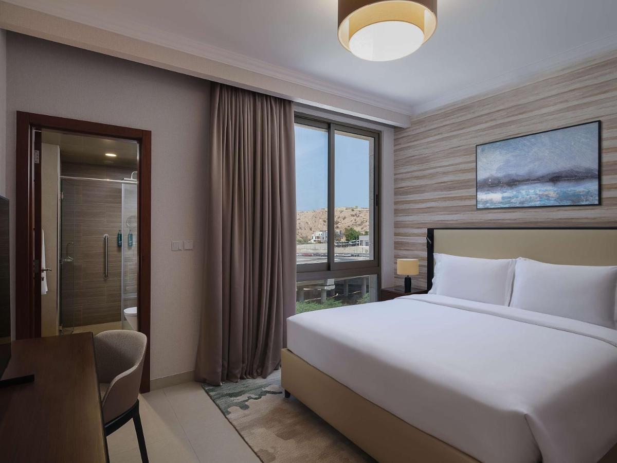 Doubletree By Hilton Muscat Qurum Dış mekan fotoğraf