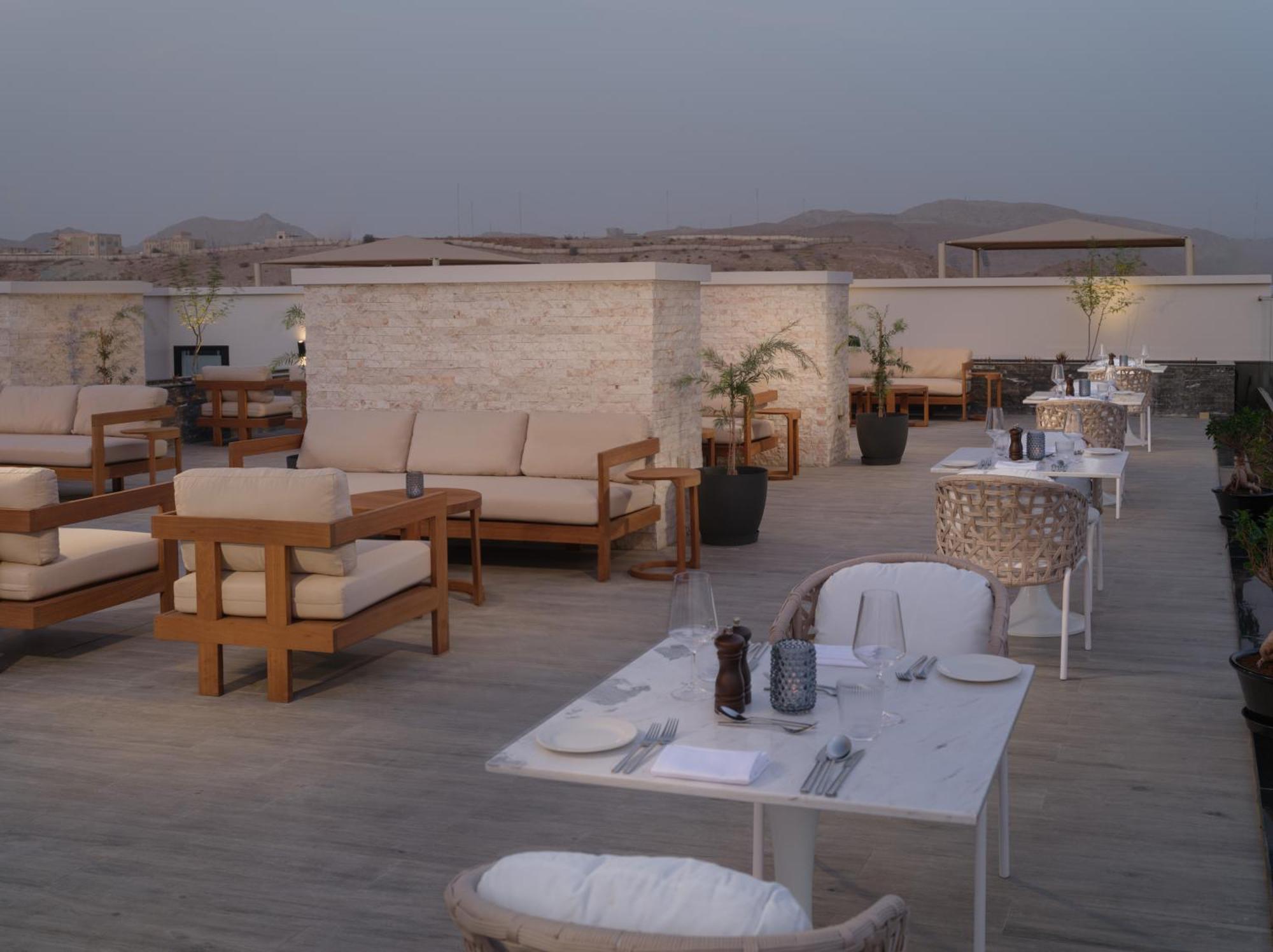 Doubletree By Hilton Muscat Qurum Dış mekan fotoğraf